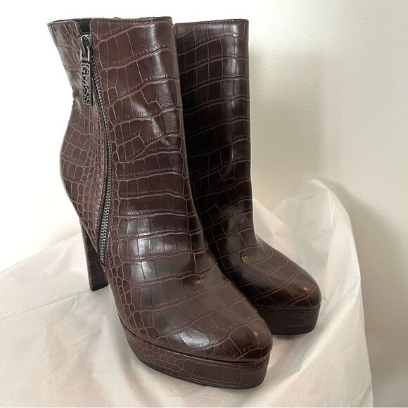 Guess Women’s Dejah 2 Side Zip Heeled Boots in Brown Size 9 NWOB - Picture 6 of 11